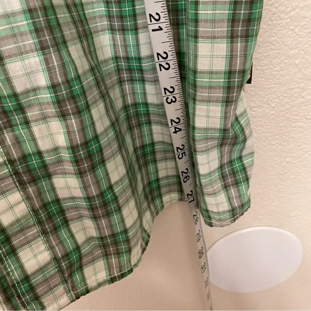 The North Face green plaid Short Sleeve button down casual shirt mens L